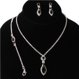 JR Tear Flower Rhinestones Necklace Set