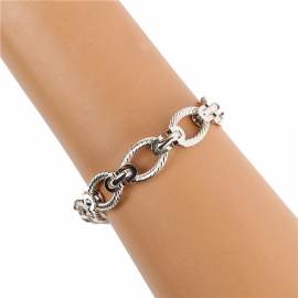 Metal Link Toggle Bracelet