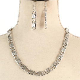 Fashion Metal Necklace Set