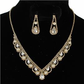 Rhinestones With Pearl Teardrop Necklace Set