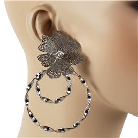 Metal Flower Round Earring