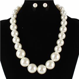 Pearl Necklace Set