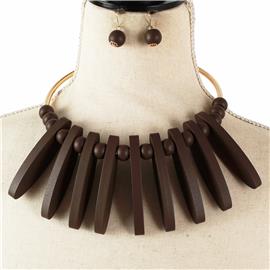 Fashion Wood Choker Set