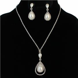 Pearl Teardrop With Rhinestones Necklace Set