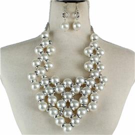 Fashion Triangle Pearls Necklace Set