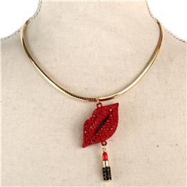 Omega Chain Pendant Lip Necklace