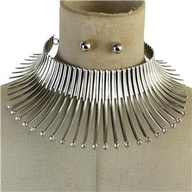 Metal Stones Spike Choker Necklace Set