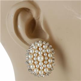Pearl Oval Earring