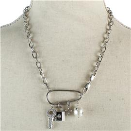 Pendant Lock Oval Chain Necklace