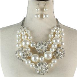 Pearl Flower Layereds Necklace Set