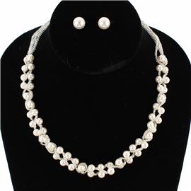 Pearl Necklace Set