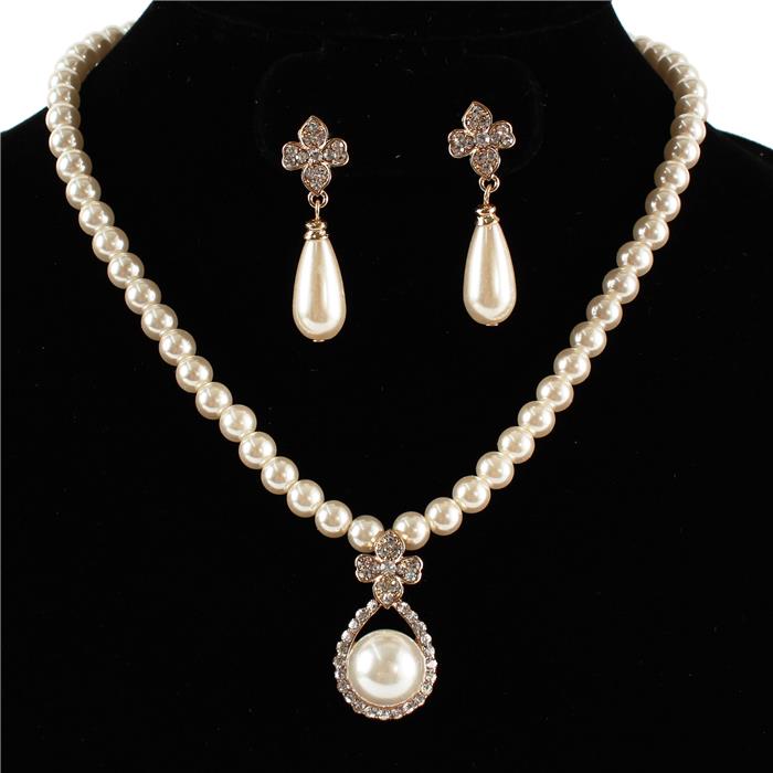 Pearl With Crystal Necklace Set - D&D Florida Import