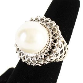 ""8"  Water Pearl Ring "