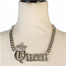 Metal Chain Queen Necklace Set