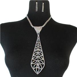 Rhinestone Tie Detailed Necklace Set