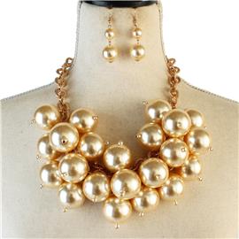 Fashion Pearl Necklace Set