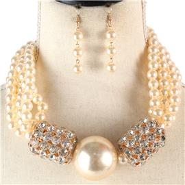 Pearl Choker