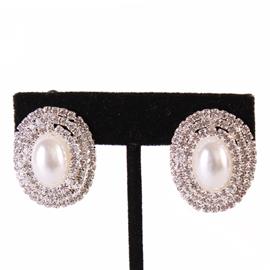 Rhinestones Oval Clip-On Earring