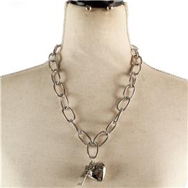 Oval Chain Pendant Heart Necklace Set