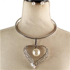 Metal Choker Heart Necklace Set