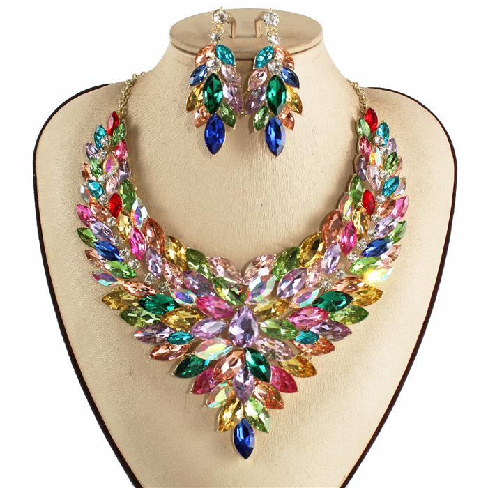 Crystal Chunky Necklace Set - DDFLimport.com (Wholesale Fashion Jewelry)