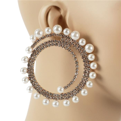 Pearl Chunky Earring