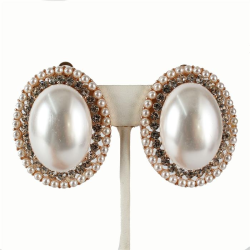 Clip On Pearl Chunky Earring
