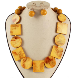 Fashion Aclyic Necklace Set