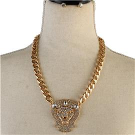 Metal Chain Leon Necklace Set