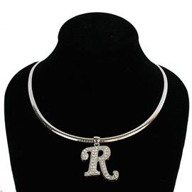 ""R" Monogram Koreana Necklacle"