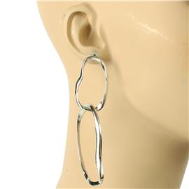 Metal Swirl Oval Earrig