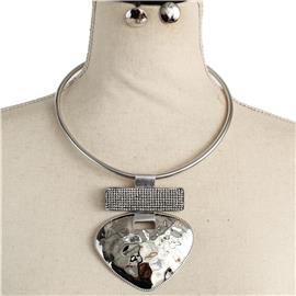 Metal Triangle Choker Necklace Set