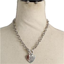 Metal Chain Heart Necklace Set