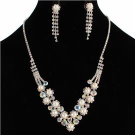 Rhinestones Pearl Necklace Set